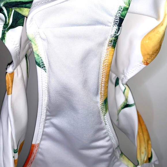 NWT CUPSHE Green White Fruit Lemons Two Piece Swimsuit Bikini Size Large - Picture 7 of 8